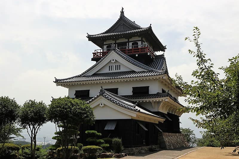 川之江城(仏殿城)~何度も戦場となった要所にある山城と悲話 お城解説「日本全国」1300情報【城旅人】