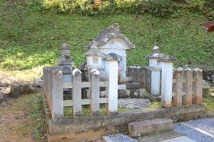 朝倉義景墓